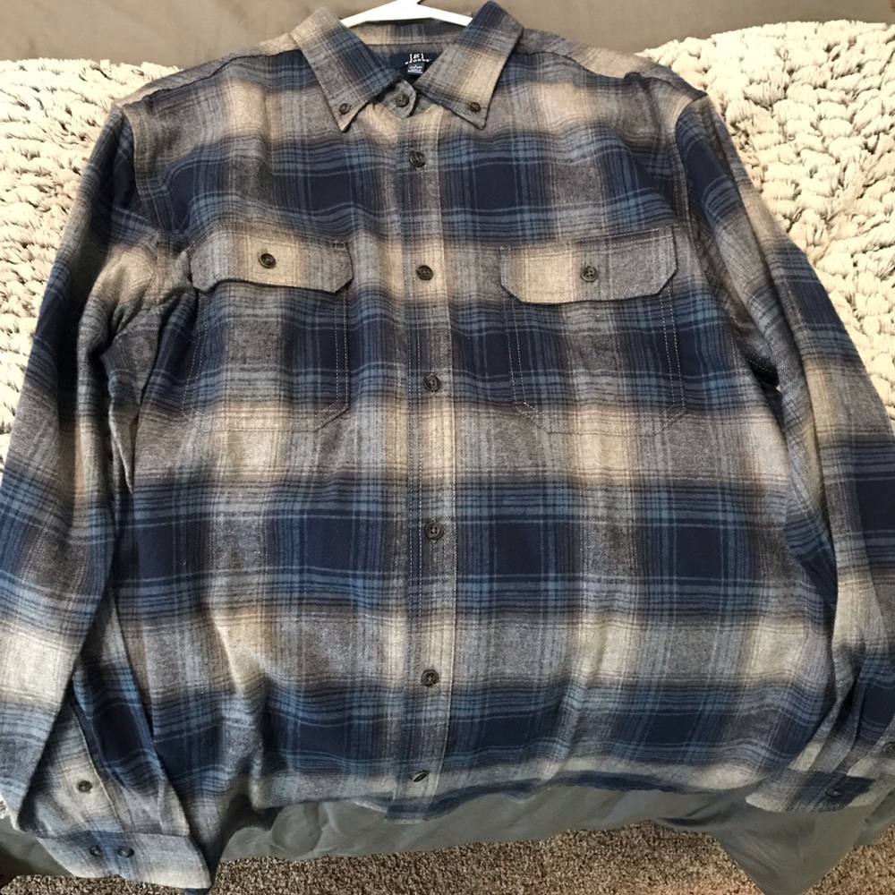 3 Button Up Flannels - image 1